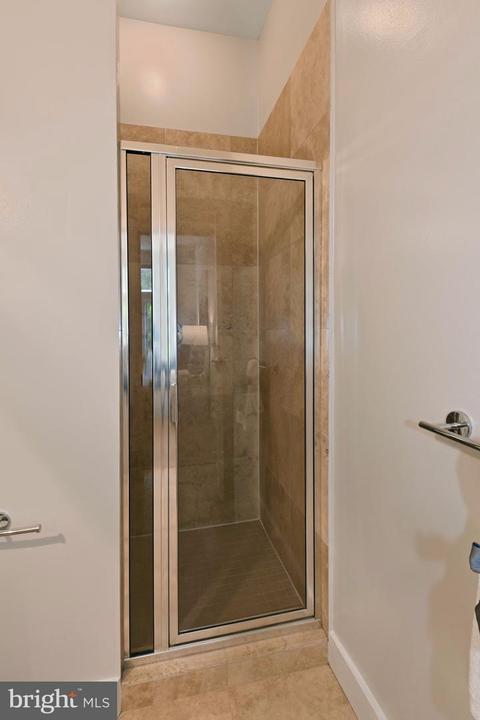 2357 Champlain St NW #301, Washington, DC 20009 photo 28