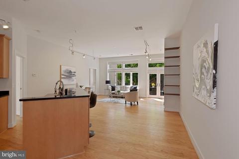 2357 Champlain St NW #301, Washington, DC 20009 photo 10