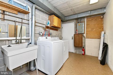 1307 I St NE, Washington, DC 20002 photo 22