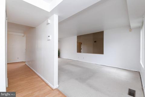 1307 I St NE, Washington, DC 20002 photo 3