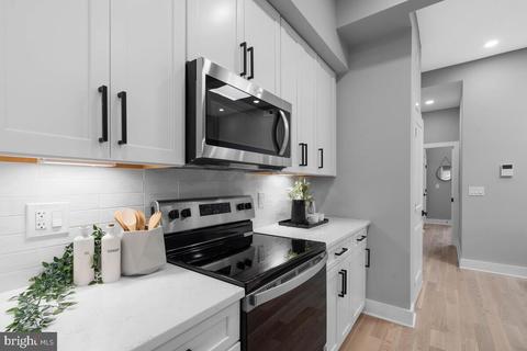 1156 Owen Pl NE #4, Washington, DC 20002 photo 5