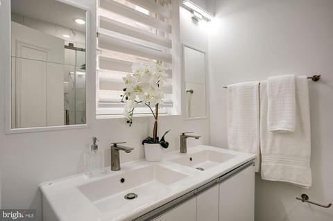 317 3rd St SE #11, Washington, DC 20003 photo 10