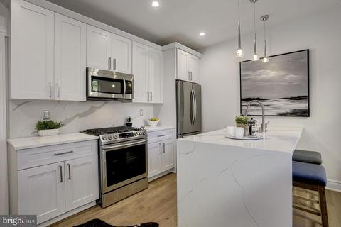 317 3rd St SE #11, Washington, DC 20003 photo 4