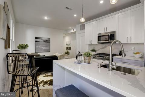 317 3rd St SE #11, Washington, DC 20003 photo 5