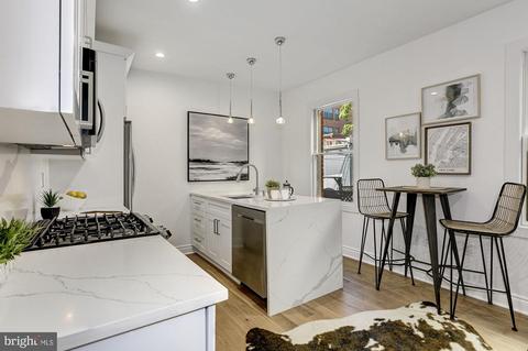 317 3rd St SE #11, Washington, DC 20003 photo 3
