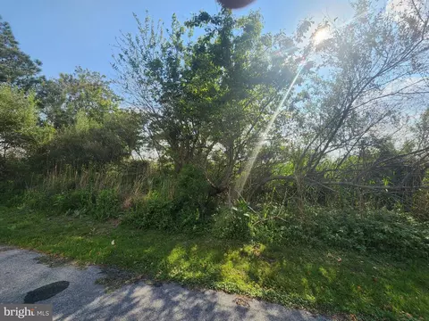 275 N Bay Dr, Dover, DE 19901 photo 3