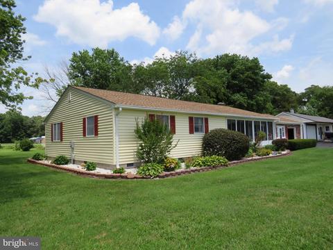 1172 W Evens Rd, Viola, DE 19979