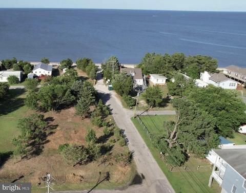 4 N Bayshore Dr, Frederica, DE 19946