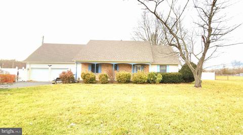 47 Peach Basket Rd, Felton, DE 19943