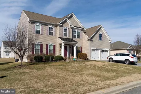 29 Sugar Maple Ln, Smyrna, DE 19977
