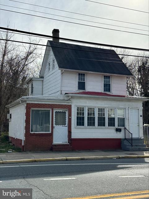 310 W Division St, Dover, DE 19901