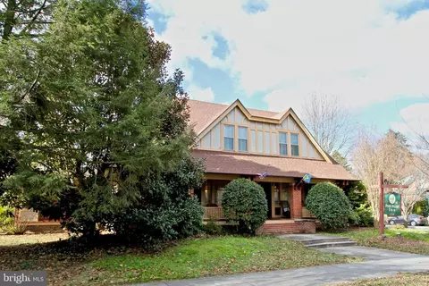 228 N State St, Dover, DE 19901