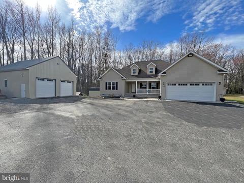 112 Hawk Dr, Hartly, DE 19953