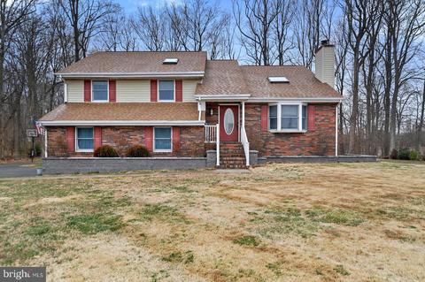 507 Waterside Dr, Felton, DE 19943