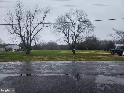 1131 Paris Kirby Rd, Milford, DE 19963