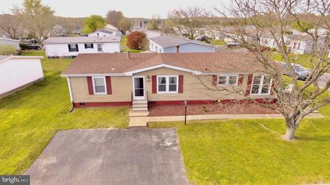 209 Persimmon Cir E, Dover, DE 19901