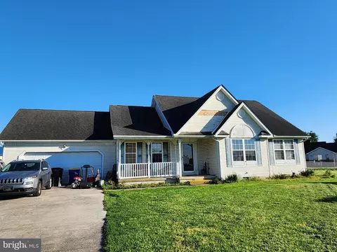 2 Hearthstone Ln, Felton, DE 19943