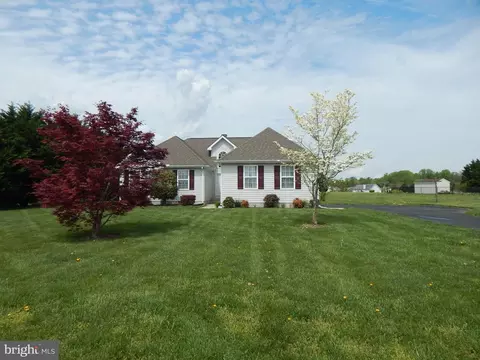 584 Sunny Meadow Dr, Magnolia, DE 19962