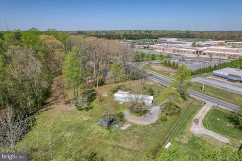 930 Walnut Shade Rd, Dover, DE 19901 photo 4