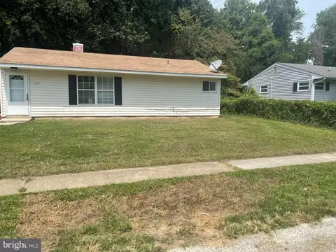 233 N Governors Blvd, Dover, DE 19901 photo 2