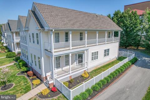 627 Venue Dr, Dover, DE 19901