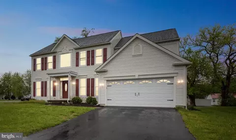 154 E Pembrooke Dr, Smyrna, DE 19977
