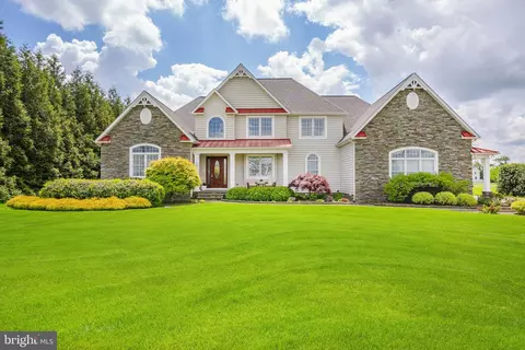 6582 Underwoods Corner Rd, Smyrna, DE 19977