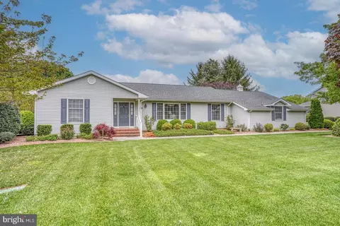14 Dimondi Ct, Dover, DE 19901