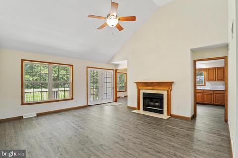13 E Huntington Cir, Dover, DE 19904 photo 4