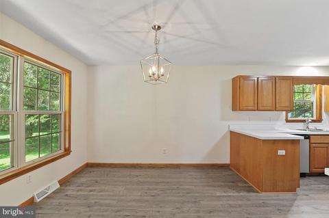 13 E Huntington Cir, Dover, DE 19904 photo 5
