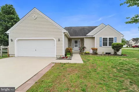 121 N Landing Dr, Milford, DE 19963