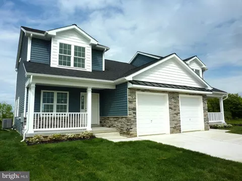 288 Doylestown Rd, Smyrna, DE 19977