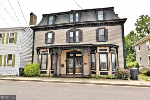 10 NW 2nd St, Milford, DE 19963