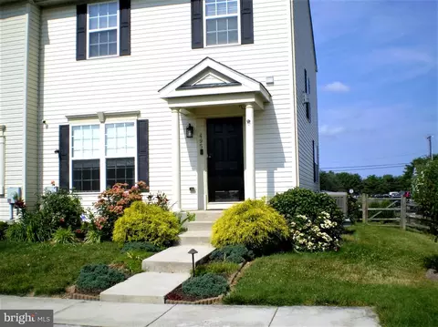 495 Sequoia Dr, Smyrna, DE 19977
