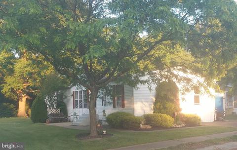 131 Holly Ridge Dr, Smyrna, DE 19977