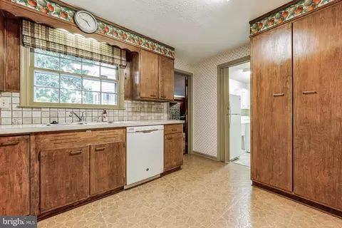 1128 Woodsedge Rd, Dover, DE 19904 photo 10