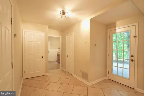 Entry Way - 41 Pine Valley Rd, Dover, DE 19904 photo 8 of 8