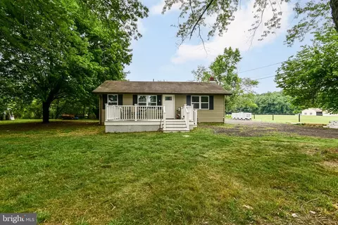 4609 Pearsons Corner Rd, Dover, DE 19904 photo 2