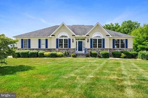 382 Stonewater Way, Dover, DE 19901