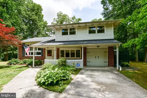 19 Baltusrol Ct, Dover, DE 19904