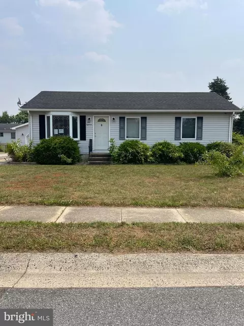 118 N Fairfield Dr, Smyrna, DE 19977