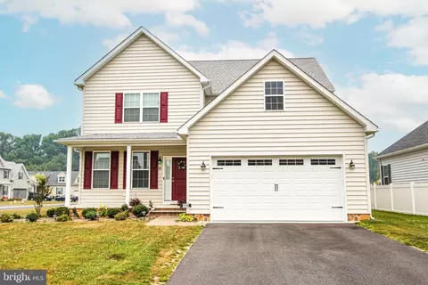 99 High Ridge Dr, Felton, DE 19943