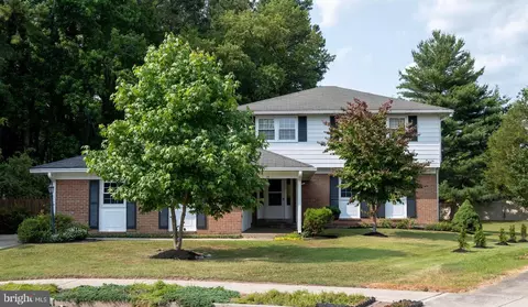 15 Terry Cir, Dover, DE 19904