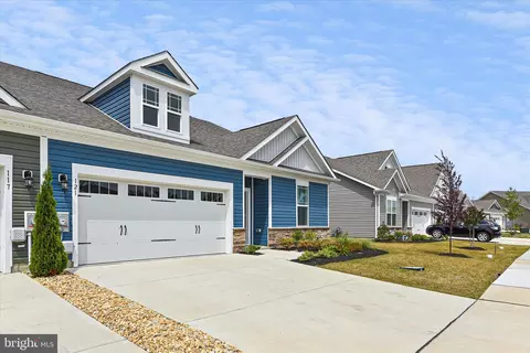 121 Sedmont Cir, Smyrna, DE 19977