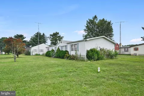 1067 Spectrum Farms Rd, Felton, DE 19943