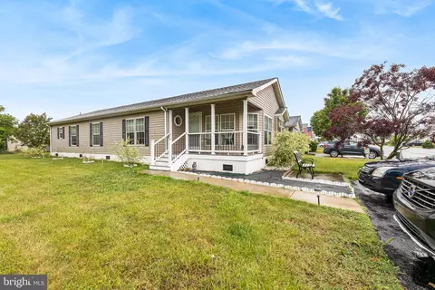 743 Vinway St #53, Smyrna, DE 19977