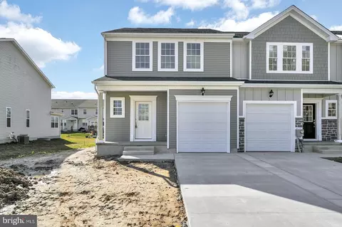 306 Stripes Ct, Dover, DE 19901