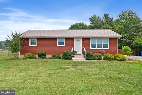 8970 Canterbury Rd, Felton, DE 19943