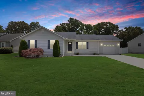 160 Waterway Dr, Frederica, DE 19946