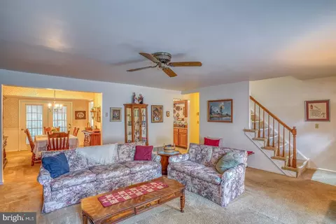 151 Continental Dr, Dover, DE 19904 photo 6